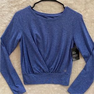NWT Gap Crop Workout Top